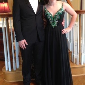 MacDuggal Black/Emerald Prom Dress