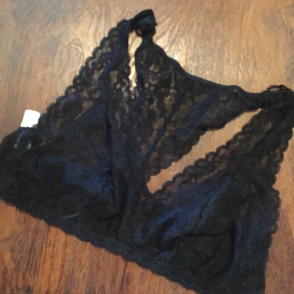 Victoria's Secret Other - 🆕 black lace bralett