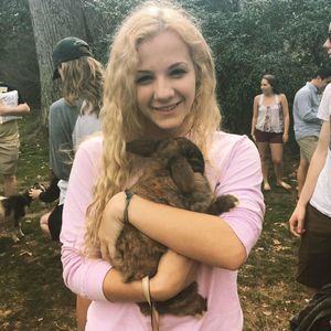 Meet your Posher, Dani