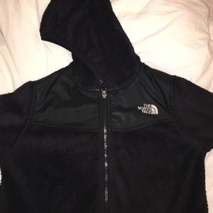 Girls Large North Face Fleece Jacket
