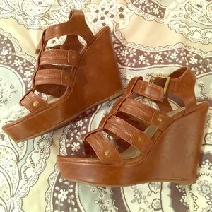 Brown wedges