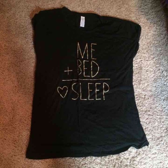 F21 Long Night-tshirt