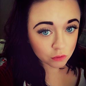 Meet your Posher, Janelle