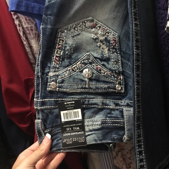 Buckle miss me jeans