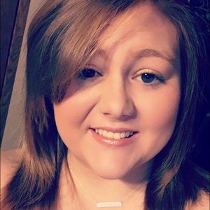 Meet your Posher, Raegan