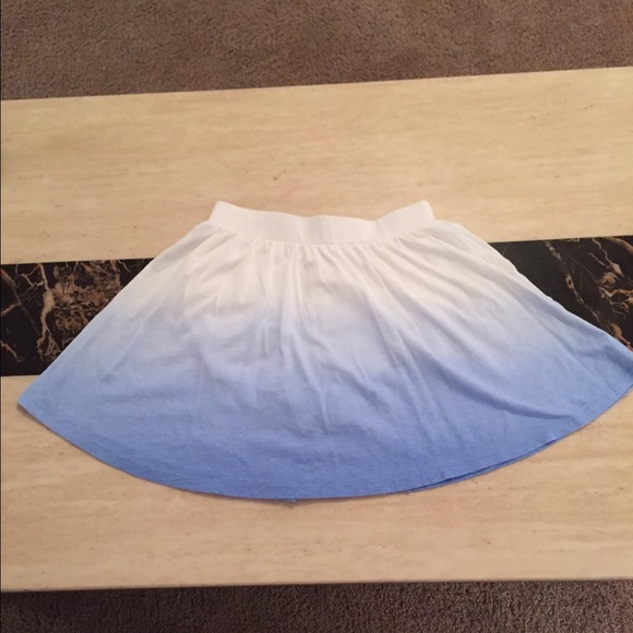 Old Navy Skirt - Picture 1 of 2
