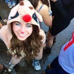 Meet your Posher, Sharon