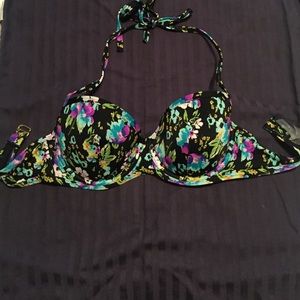 Victoria Secret bikini top- great shape!!