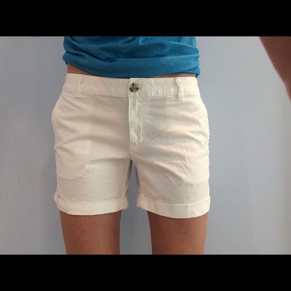 White shorts-Banana Republic - Picture 1 of 4