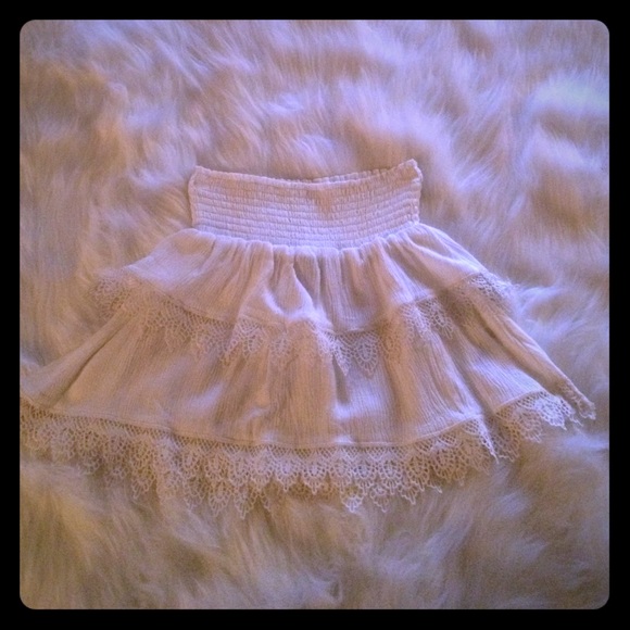 H&M Tiered Mini Skirt. Size 4.