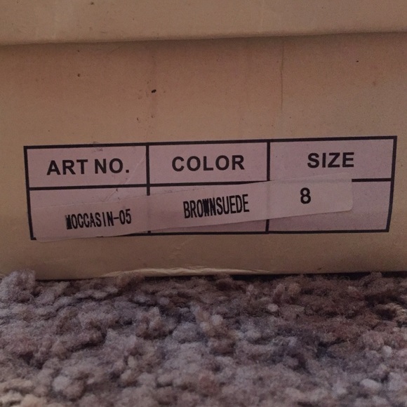 Brown moccasins! Size 8. Like new only worn twice - Picture 2 of 3