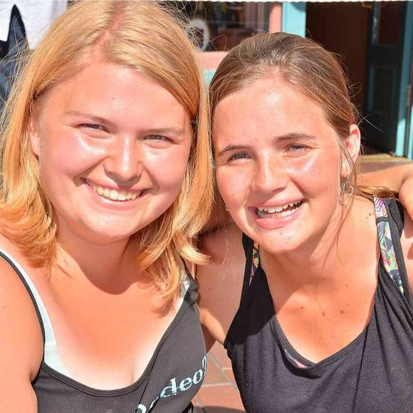 Meet your Posher, Michaela - Picture 1 of 1