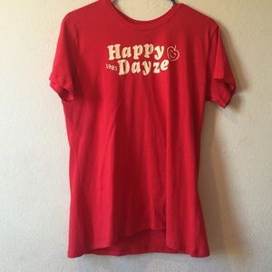 Happy Dayze Graphic Tee