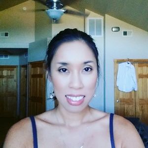 Meet your Posher, Thuy