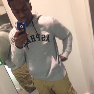 Meet your Posher, Amara