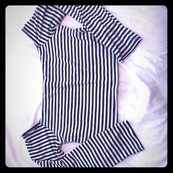 Off the shoulder Black and white striped crop top