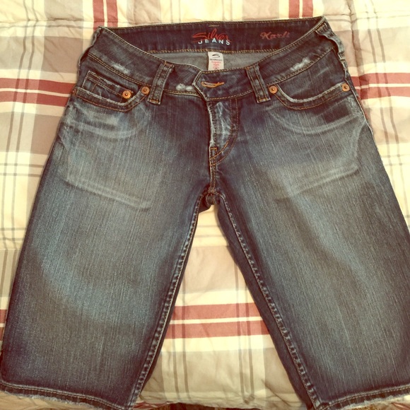Silvers Jeans Bermuda Shorts size 28 (Karli)