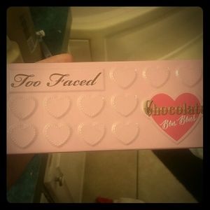 Too faced chocolate bon bons