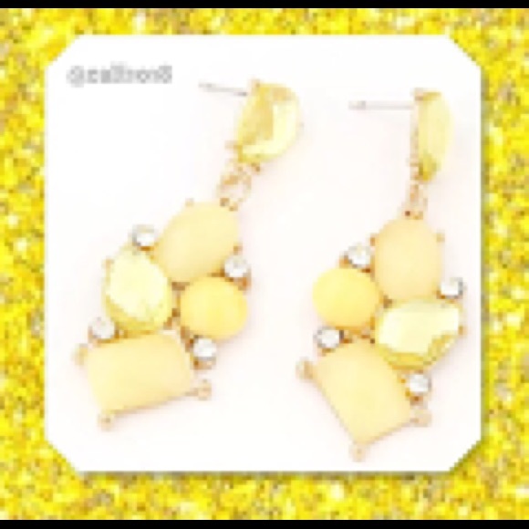 CLEARANCE Elegant Charm Earrings