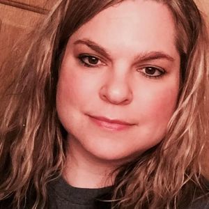 Meet your Posher, Davona