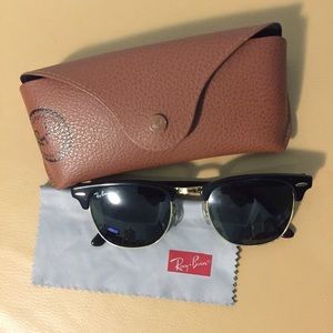 Ray-Ban Clubmaster Classic in Black