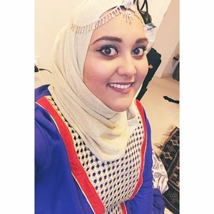 Meet your Posher, Fatima