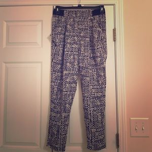 Ambiance Apparel Harlem capris size large