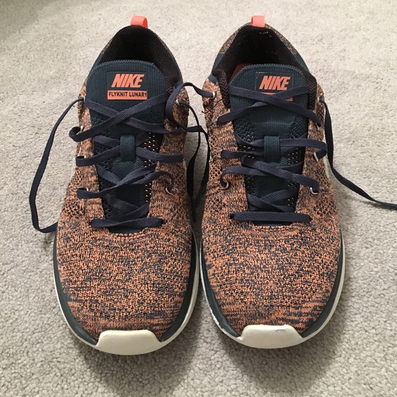 Nike Flyknit Lunar 1