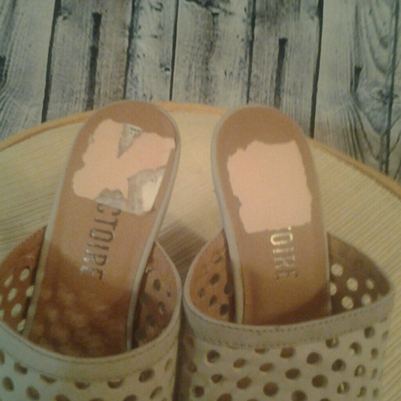 Full Weged La Victoire Sandals - Picture 2 of 4