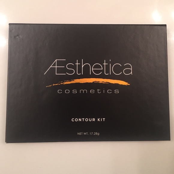 Aesthetica Cosmetics Contour Kit