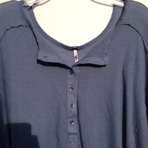 NWOT Blue Free People Benedict Canyon Henley - Picture 3 of 4