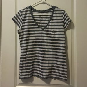 GAP gray and white striped V-Neck tee