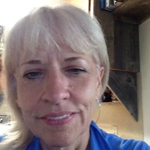 Meet your Posher, Carol