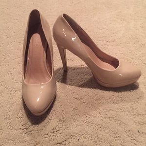 ALDO nude heels
