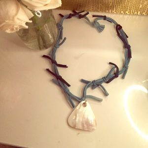 Mother of pearl island style necklace