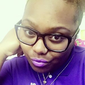 Meet your Posher, Alexus