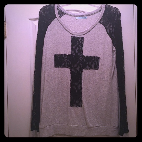 Lace cross sweater with lace sleeves