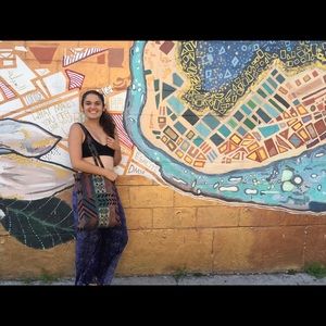 Meet your Posher, Joan