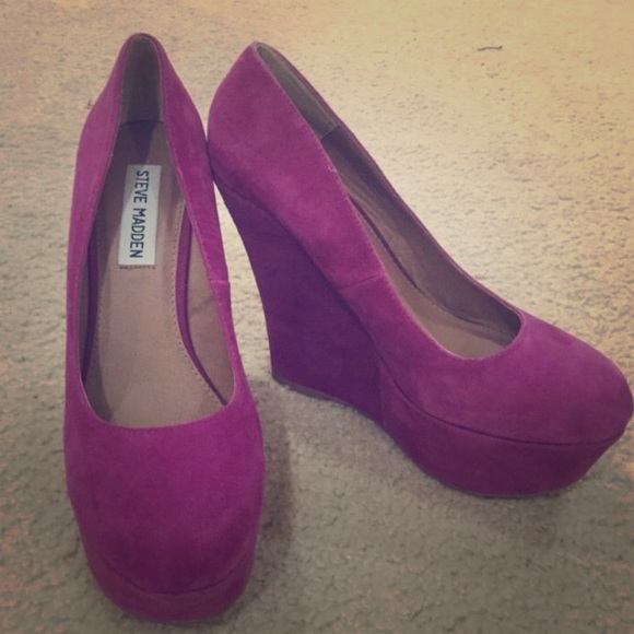 Fuchsia Suede Steve Madden Wedges