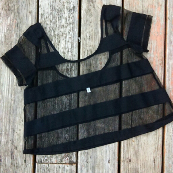 BCBGeneration Semisheer Crop Top - Picture 2 of 4