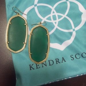 🙌🏽 REDUCED! Danielle Earrings