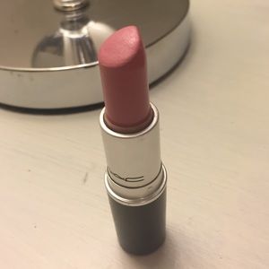 MAC lipstick in Snob