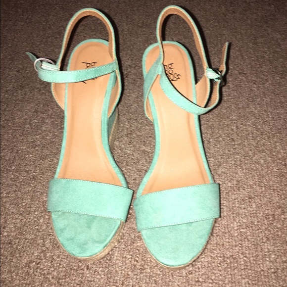 Teal Pacsun Wedges. Size 8. - Picture 3 of 3