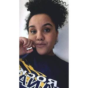 Meet your Posher, Kori