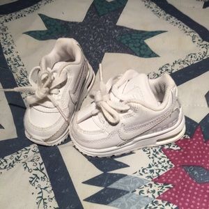 Like new white air max infants