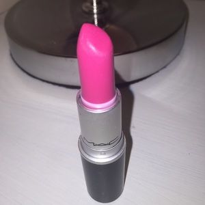 MAC lipstick in Girl About Town