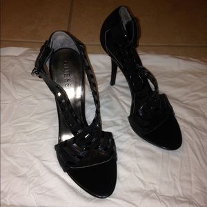 Guess black shoes.