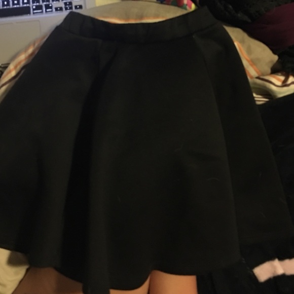 Black skater skirt