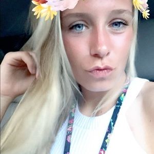 Meet your Posher, Skylar