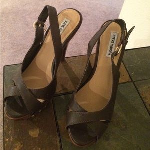 Steve Madden open toe heals. Brown leather. Size 9